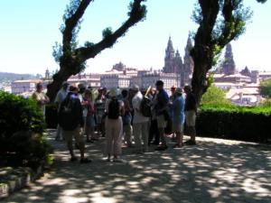 Rally crews enjoy a guided tour around Santiago